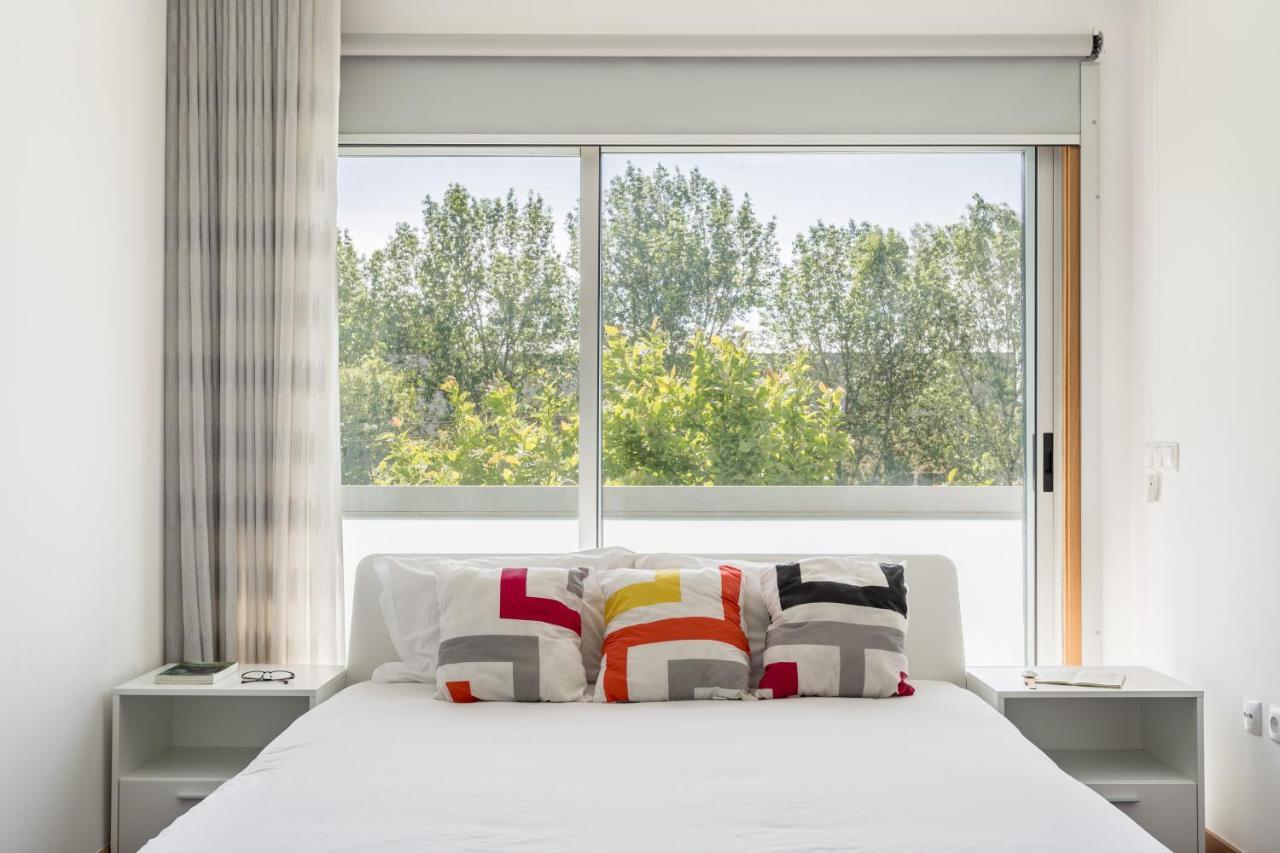 Appartamento Joivy Sleek House Balcony & 2 Terraces In Porto Maía Esterno foto